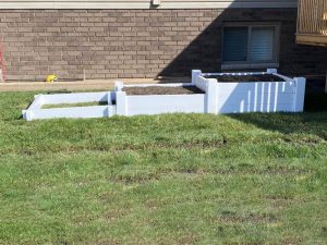 vinyl garden box fence company